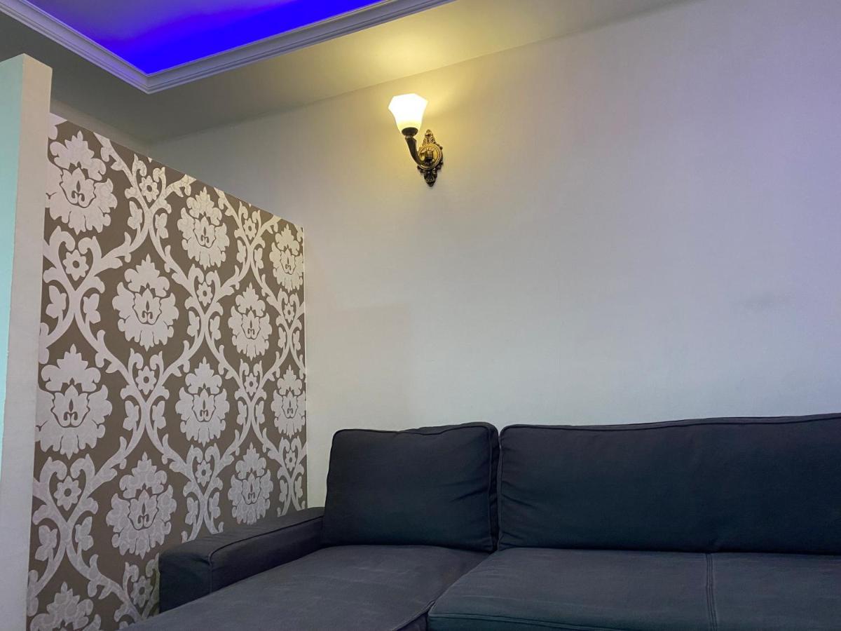 Entire New Apartment 20' From Barcelona Sabadell Bagian luar foto
