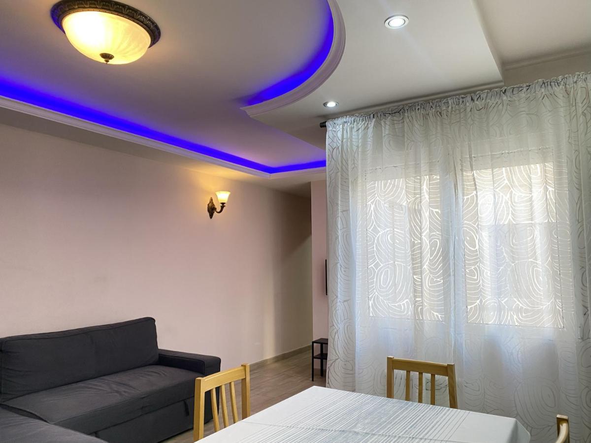 Entire New Apartment 20' From Barcelona Sabadell Bagian luar foto